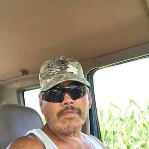 Meet your Posher, Ismael